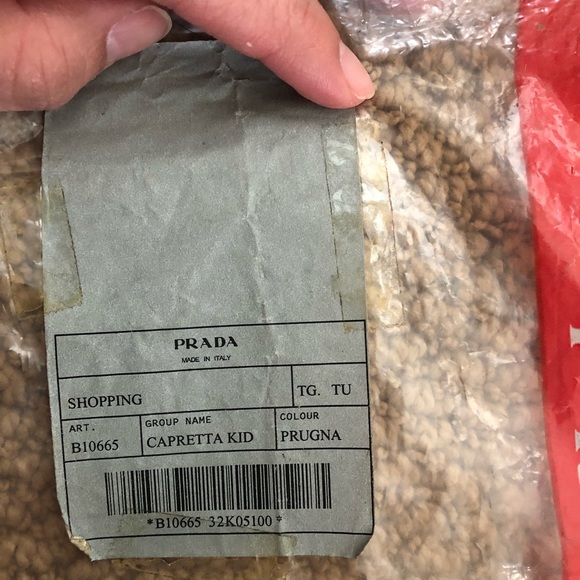 Prada Bag (pony feather) - Picture 5 of 6